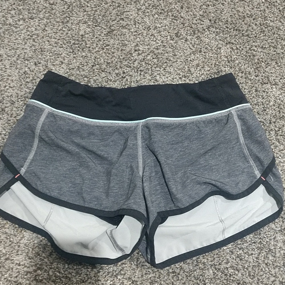 Lululemon shorts built in underwear